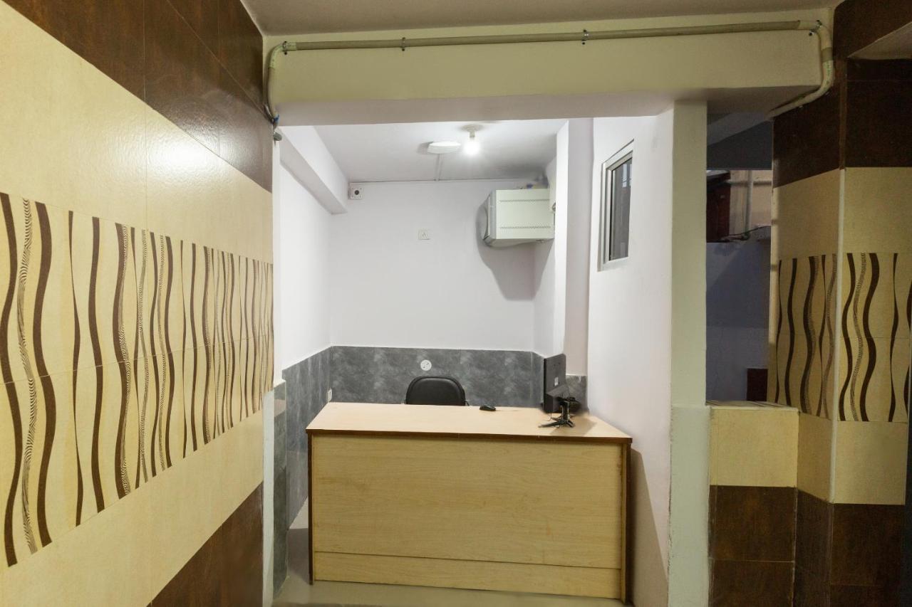 Oyo Flagship 38564 Bloomingdale Hotel 3*